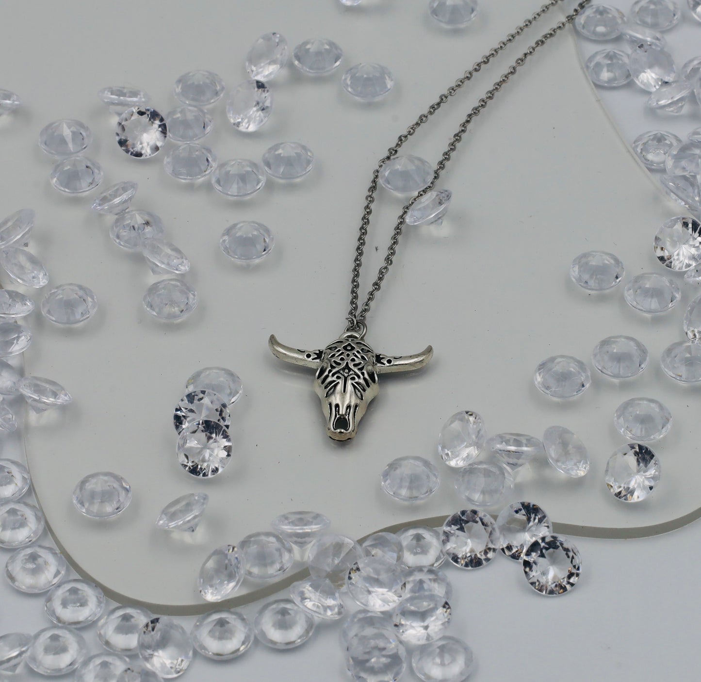 Collier Force Sauvage – Tête de Taureau