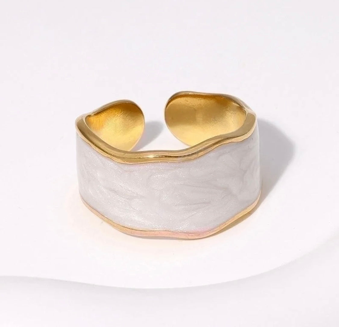 Bague Nacrée Élégance – Jonc ajustable en acier inoxydable