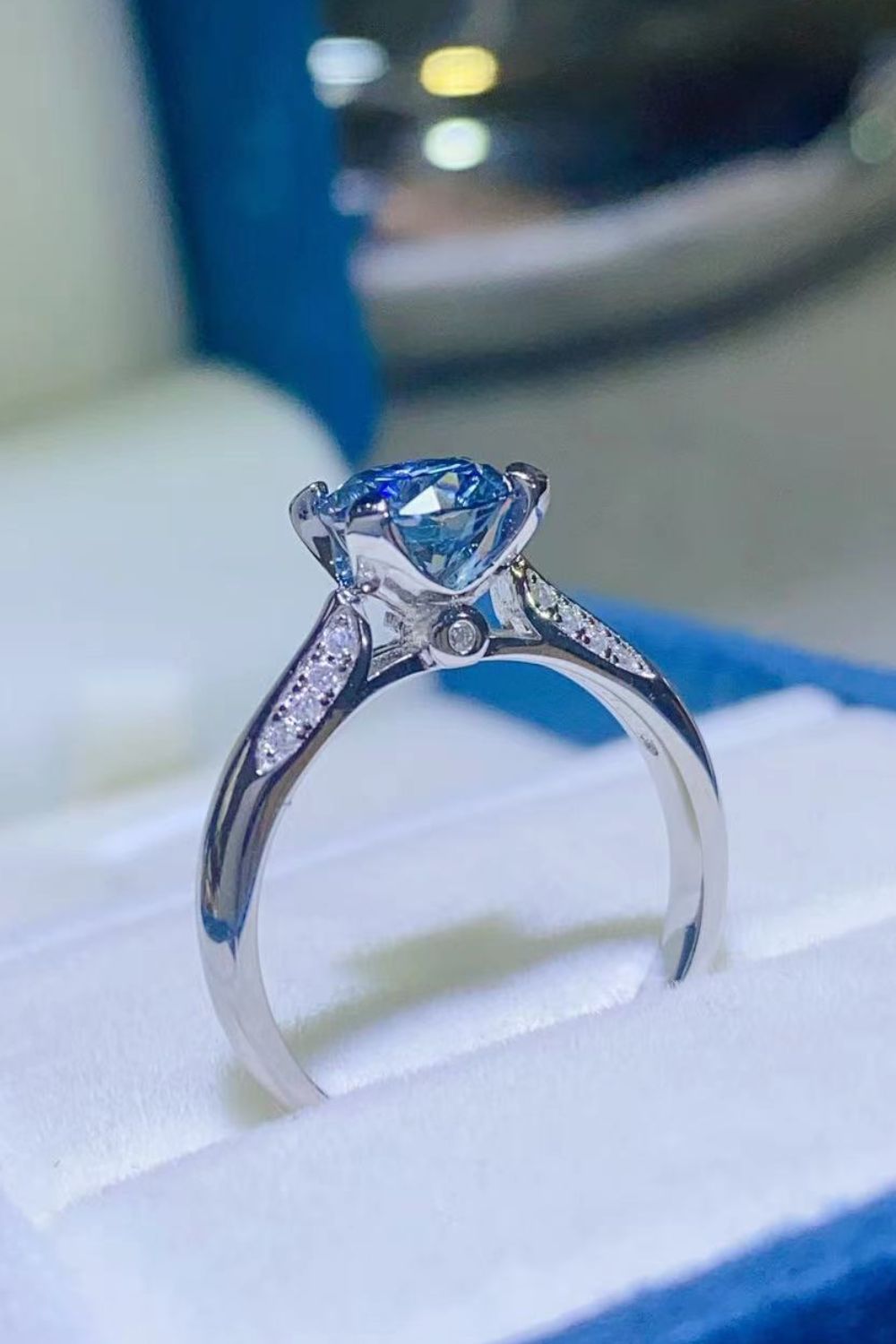 1 Carat Moissanite 4-Prong Ring - Creavibe