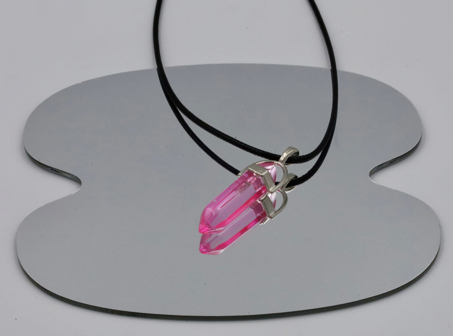 Collier en corde – Pendule cristal