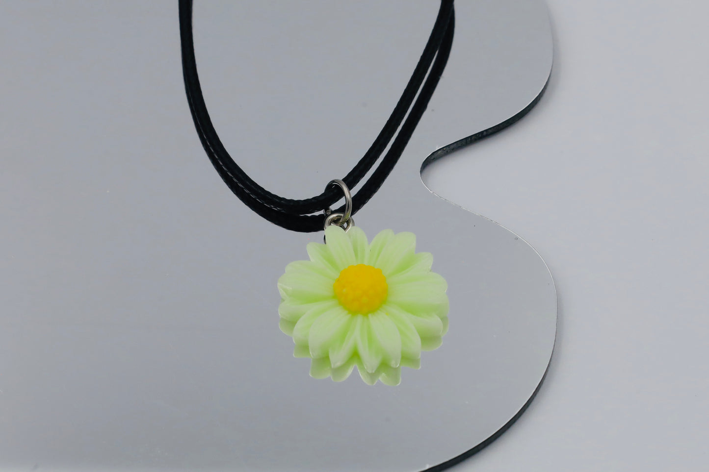 🌼 Collier Marguerite FunVibe – Couleurs éclatantes