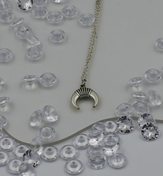 Collier Corne Porte-Bonheur – Chance et Protection