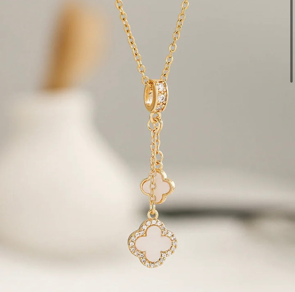 Collier trèfle doré – Double pendentif chic