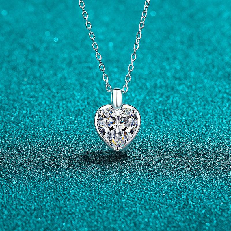 2 Carat Moissanite 925 Sterling Silver Heart Shape Necklace - Creavibe