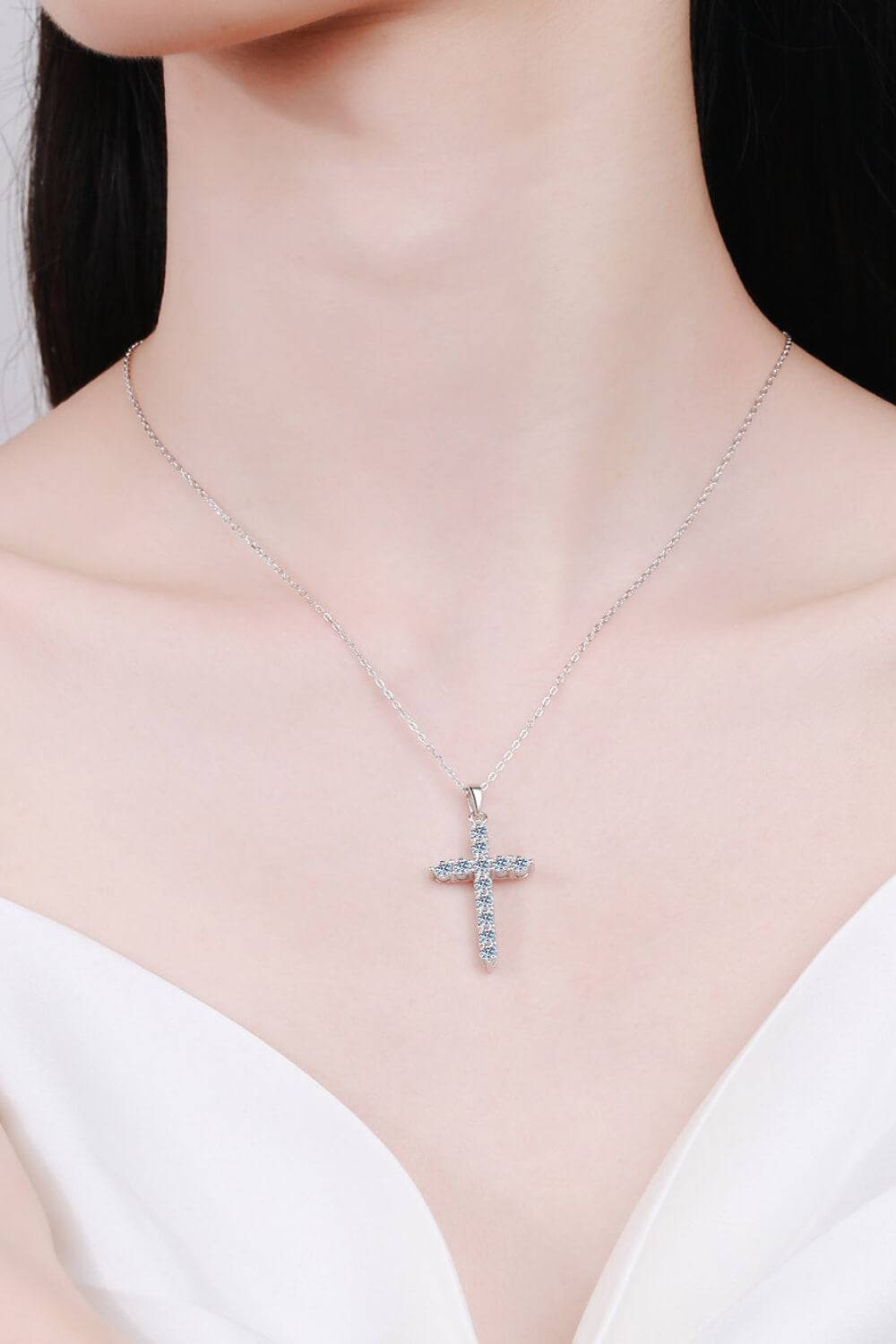 Adored 925 Sterling Silver Cross Moissanite Necklace - Creavibe